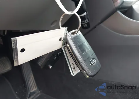 2015 Kia Optima Lx из США, поврежденный, VIN 5XXGM4A72FG510413